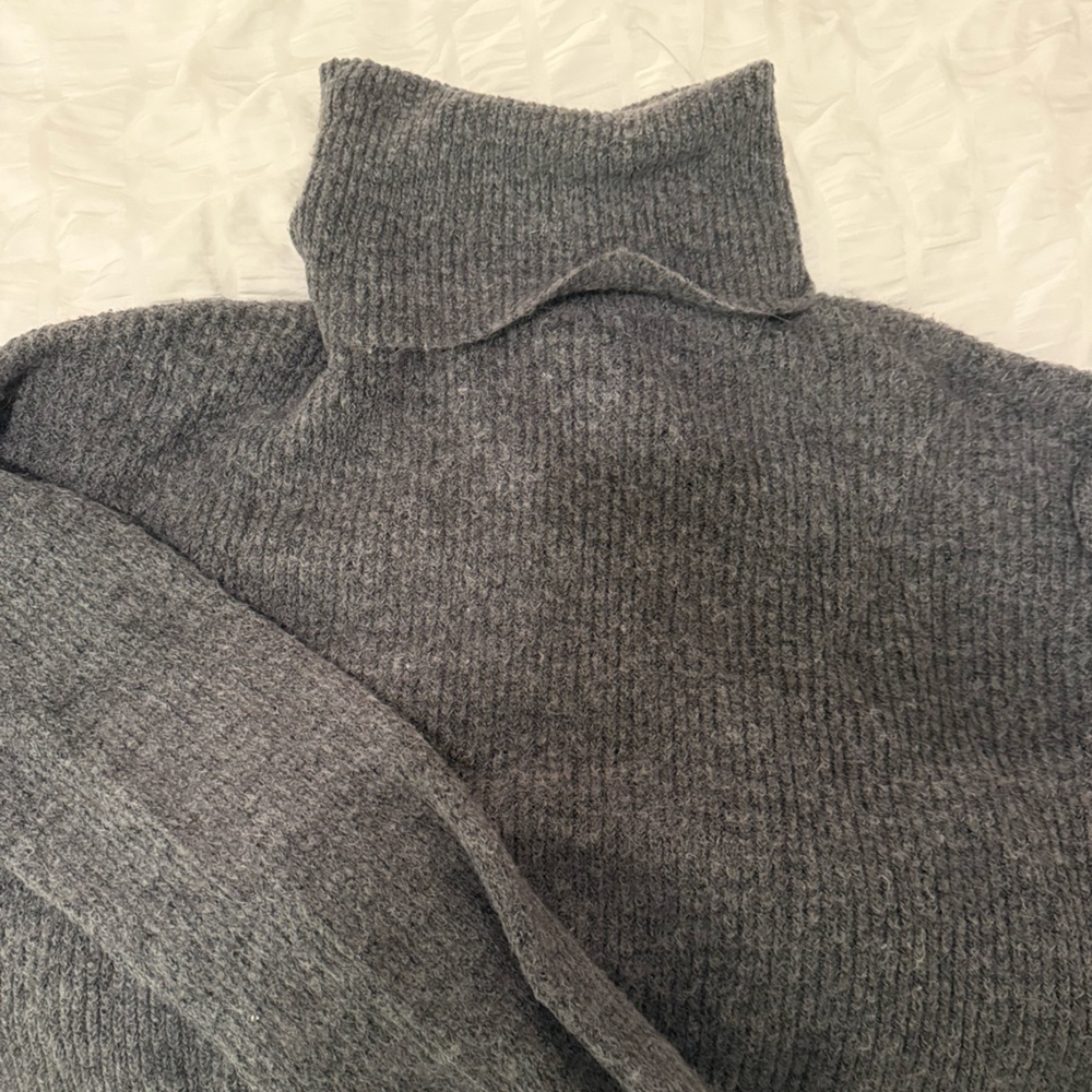 Wild Fable Charcoal Knit Sweater